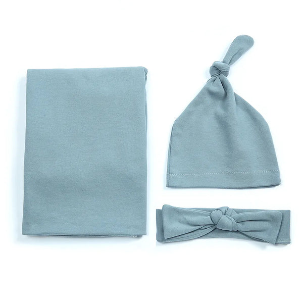 Various colour swaddle sets