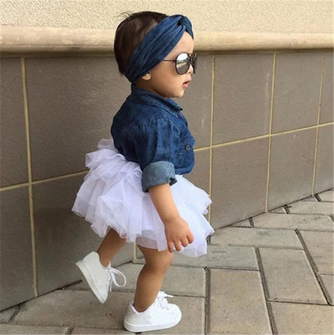 Denim and tutu, BG