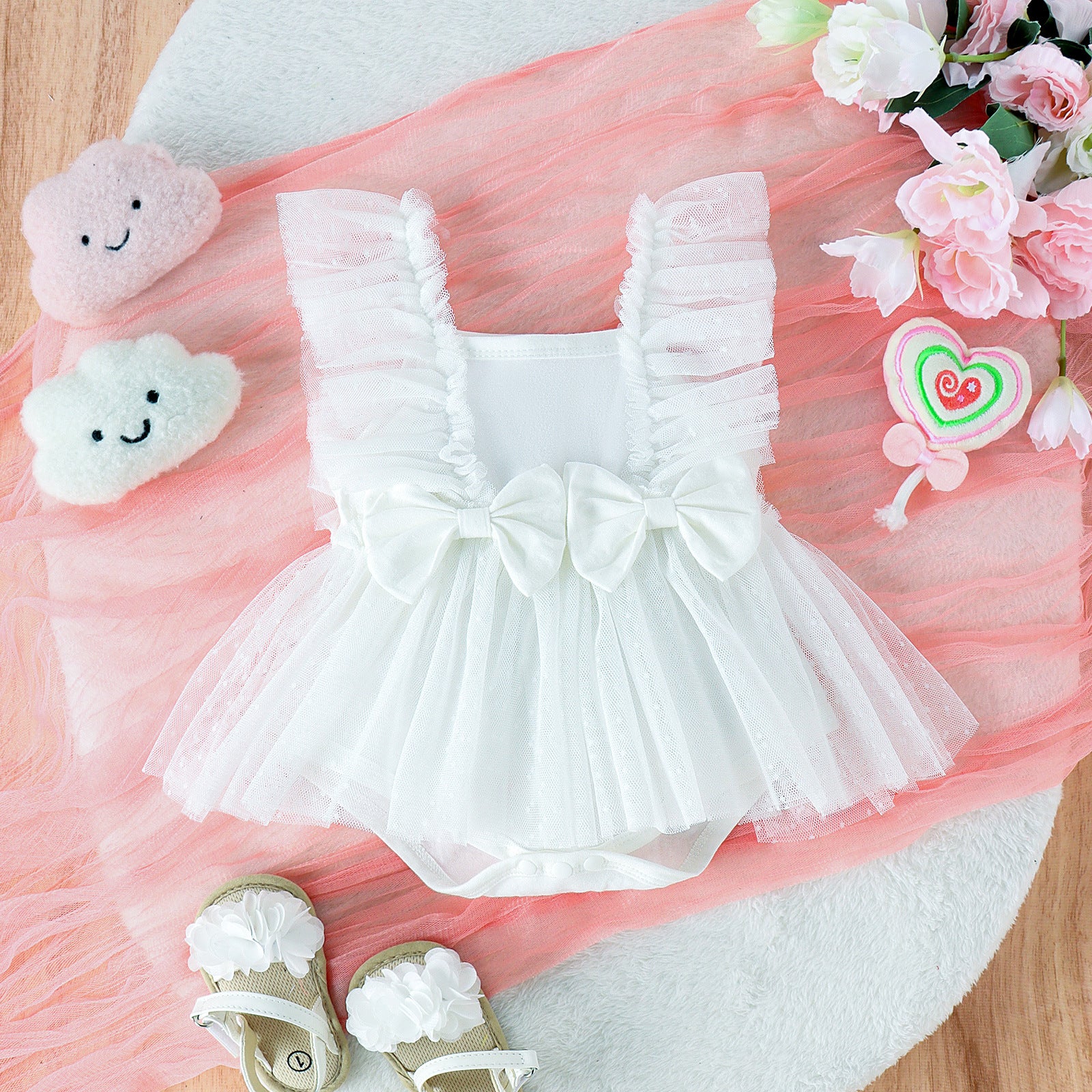 Little lady, White, BG